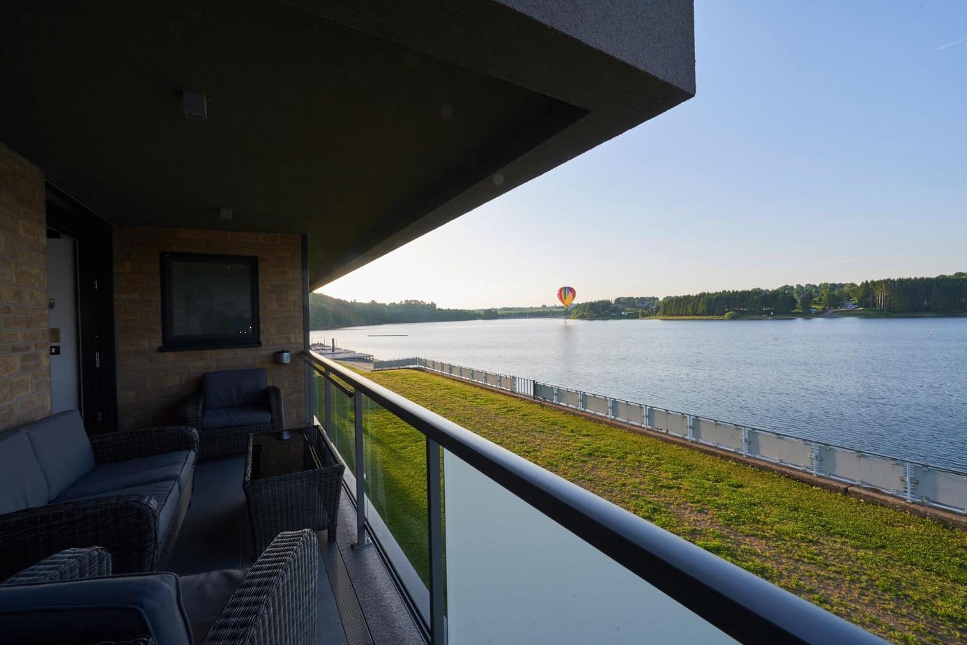 Beverly Weekend Butgenbach Bagian luar foto